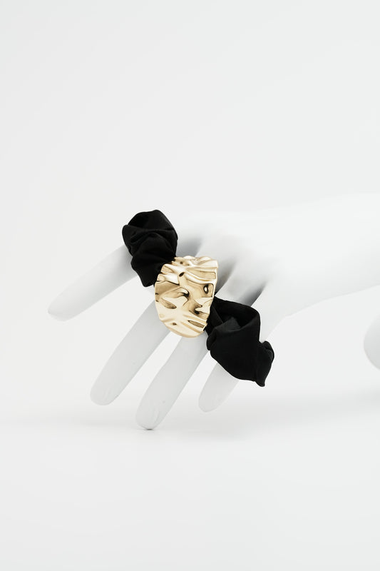 Oval Figür Siyah Saten Lastik Toka